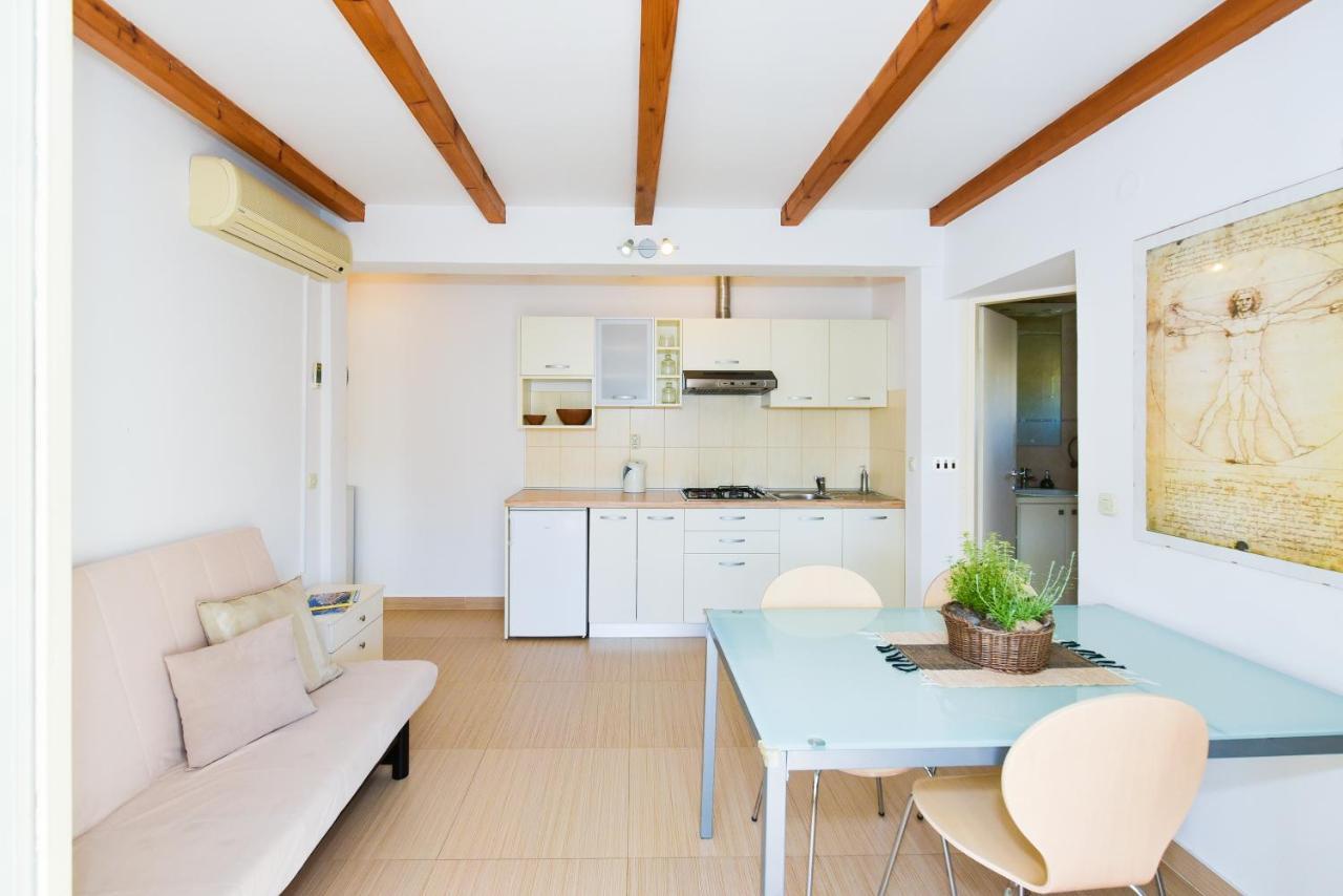 Apartments Cala ビオグラード・ナ・モル エクステリア 写真