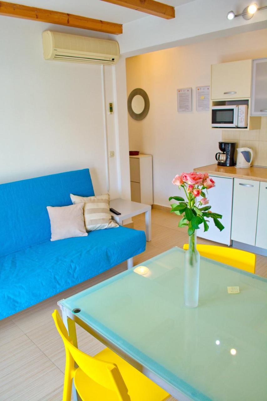 Apartments Cala ビオグラード・ナ・モル エクステリア 写真